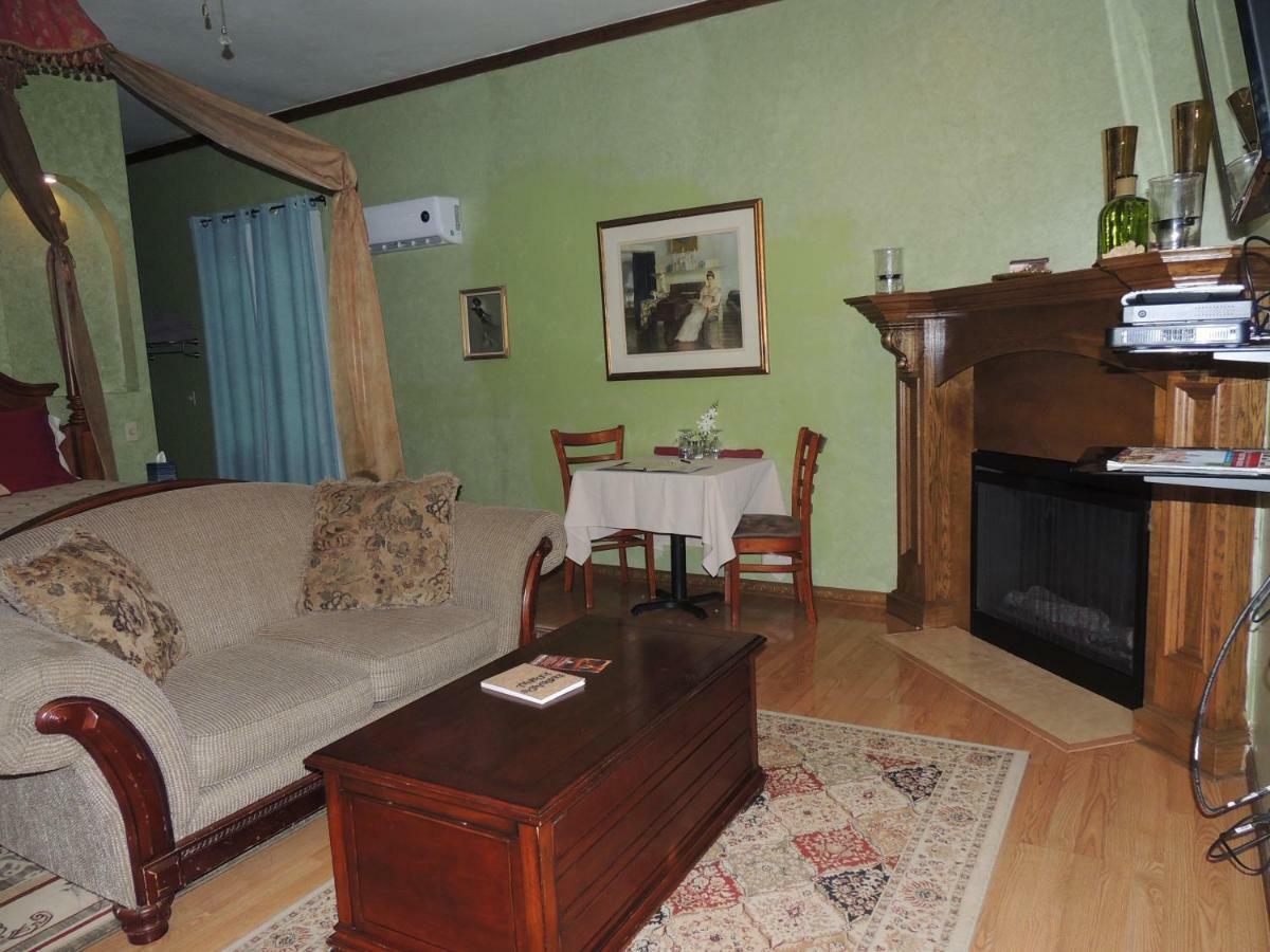 The Whispering Pines Inn Norman Bagian luar foto
