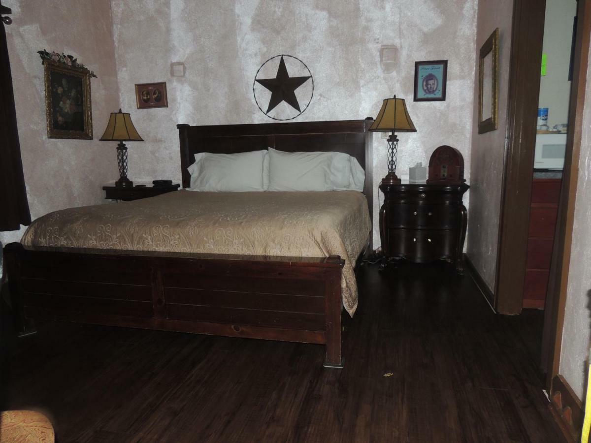 The Whispering Pines Inn Norman Bagian luar foto