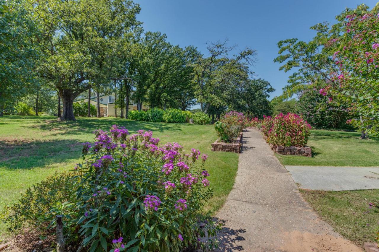 The Whispering Pines Inn Norman Bagian luar foto